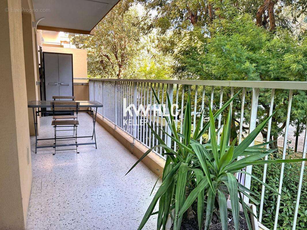 Appartement à MANDELIEU-LA-NAPOULE