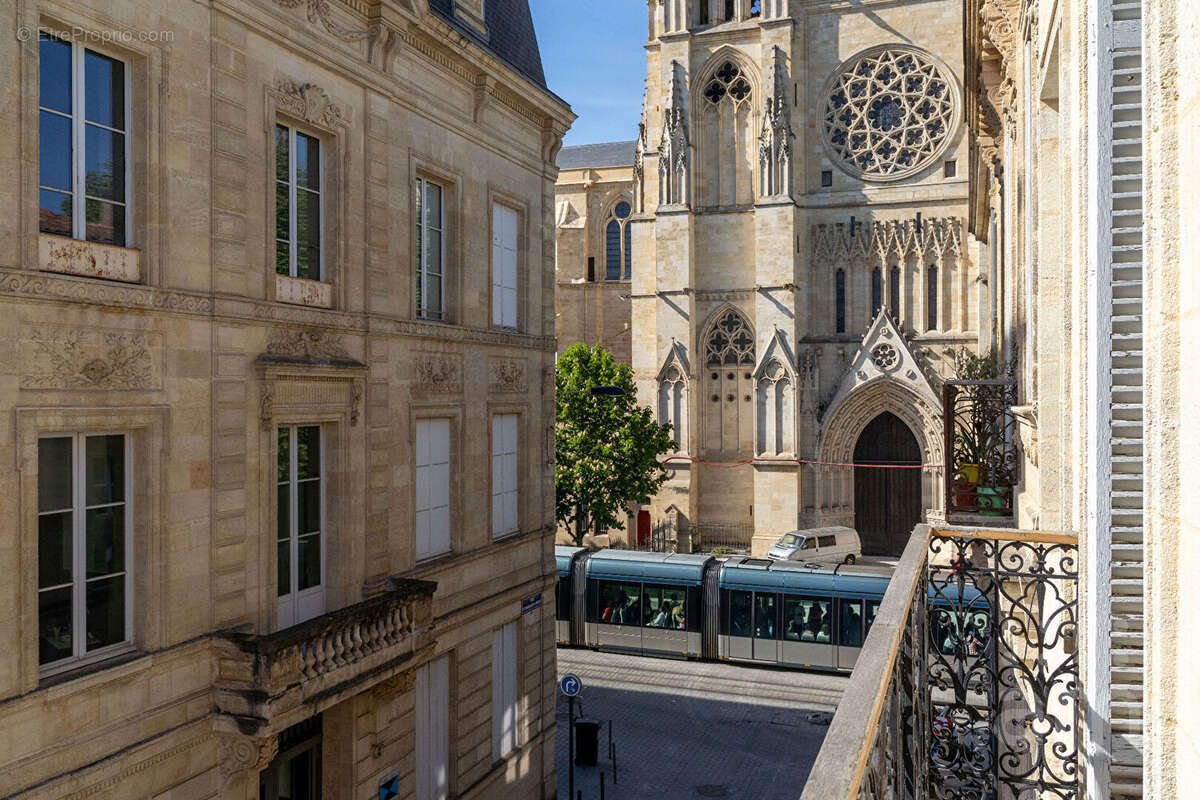 Appartement à BORDEAUX