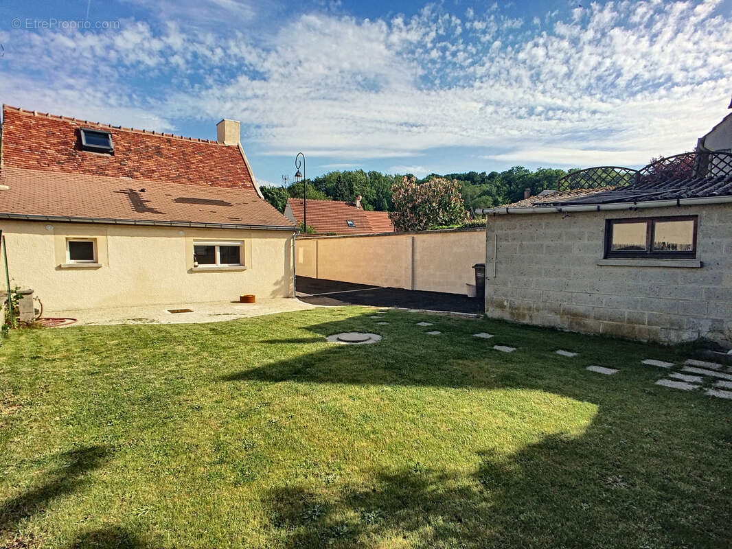 Maison à NEUILLY-SOUS-CLERMONT