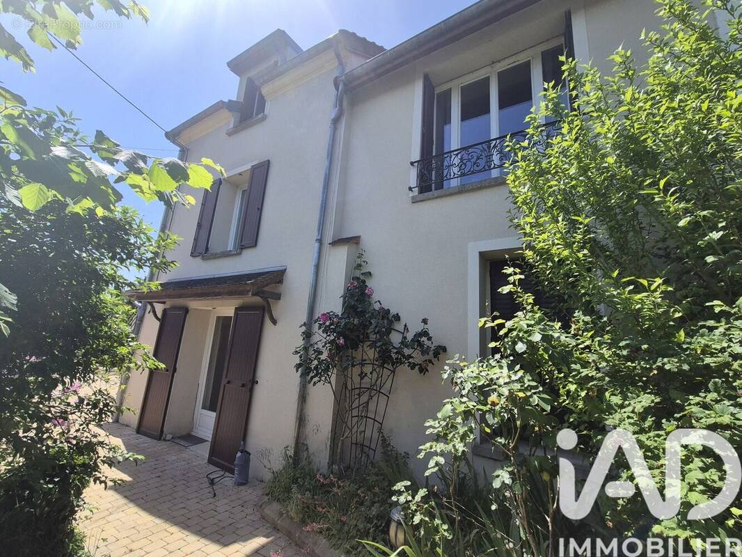 Photo 1 - Maison à LA FERTE-SOUS-JOUARRE