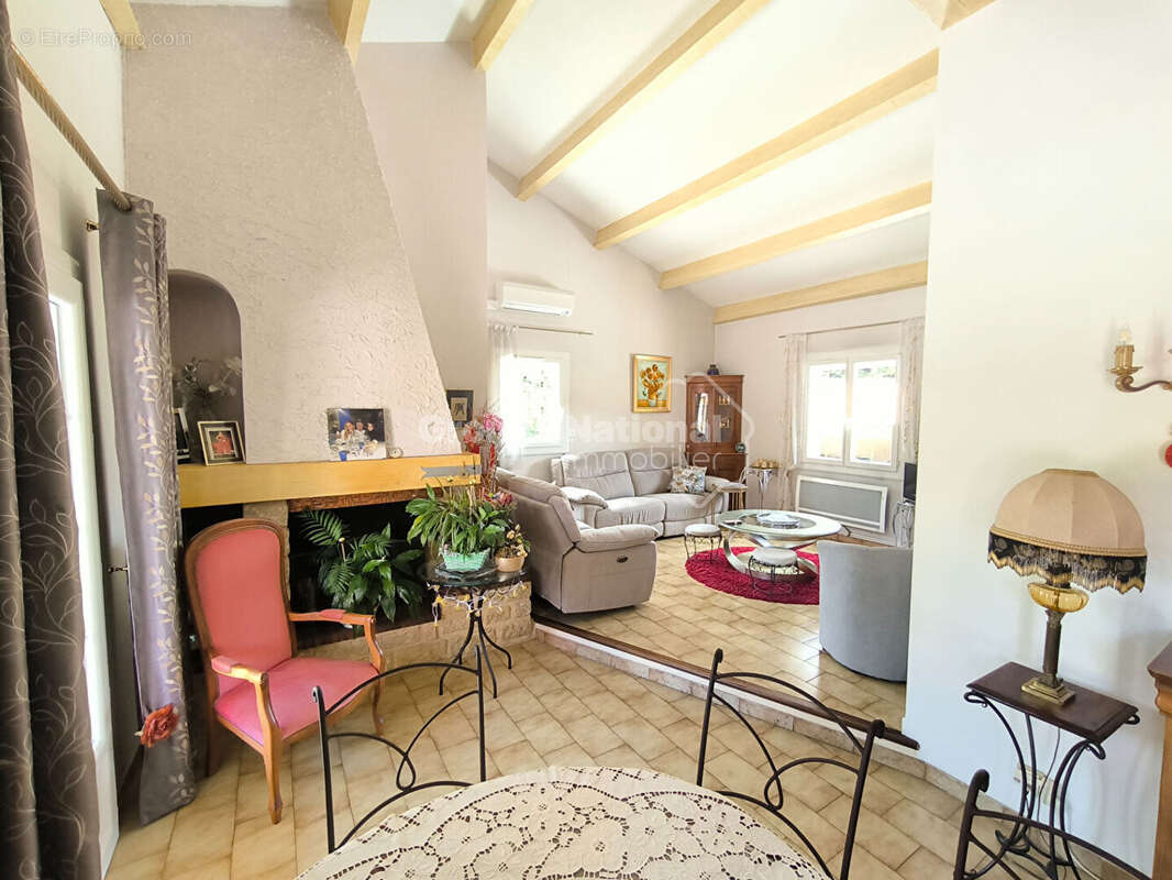 Maison à LORIOL-DU-COMTAT