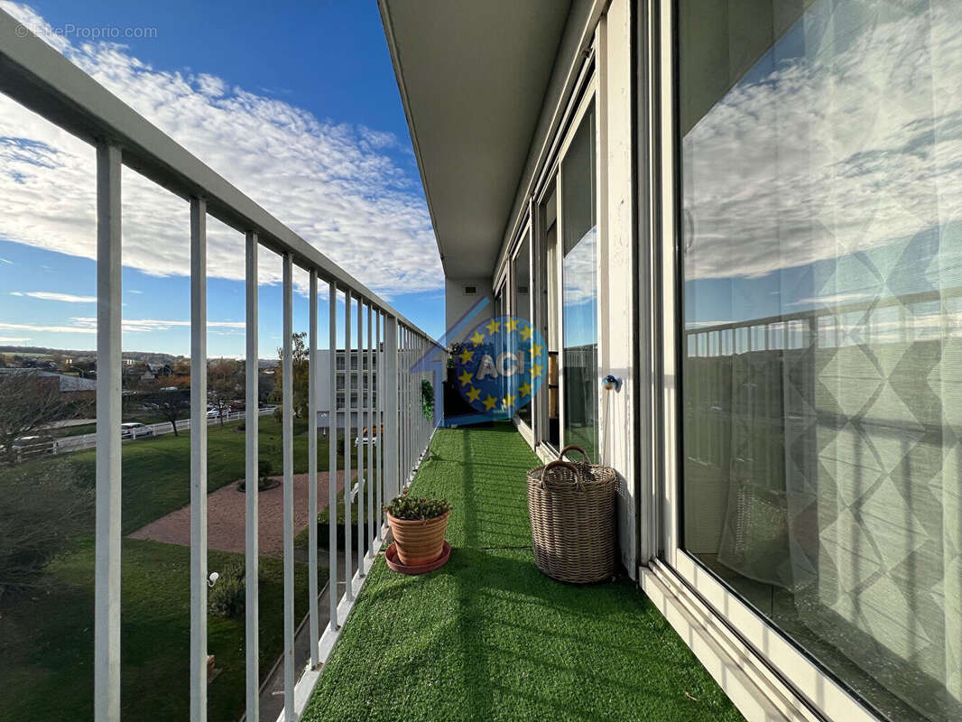 Appartement à MANTES-LA-VILLE