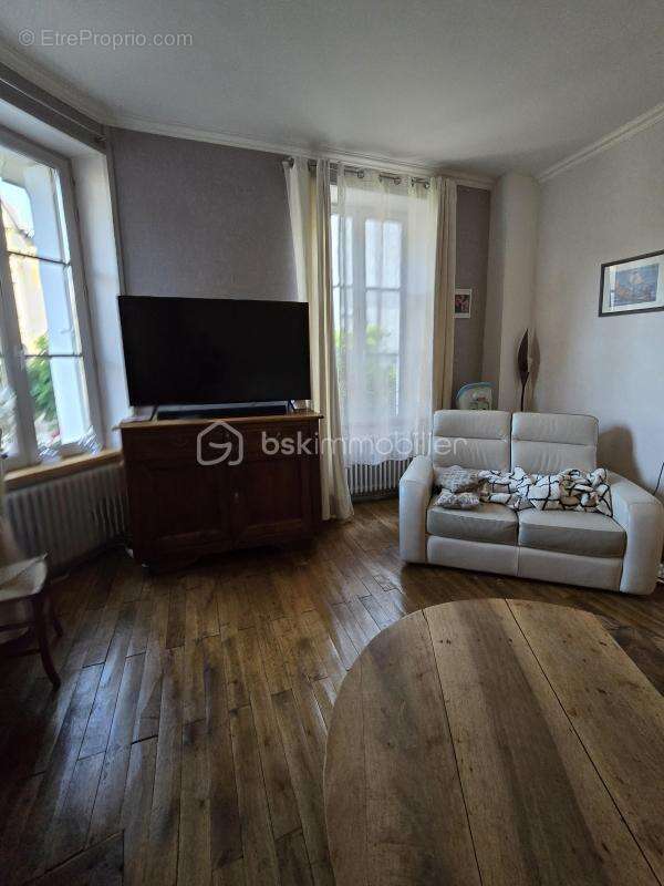 Maison à CELLES-SUR-BELLE