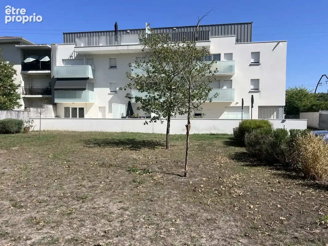 Appartement T3 Très grande terrasse - photo 2