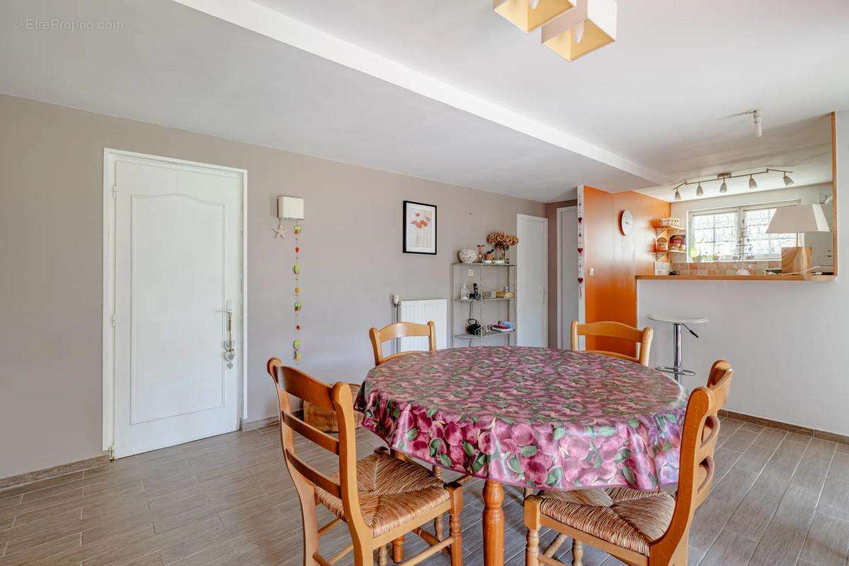 Appartement à FOSSES