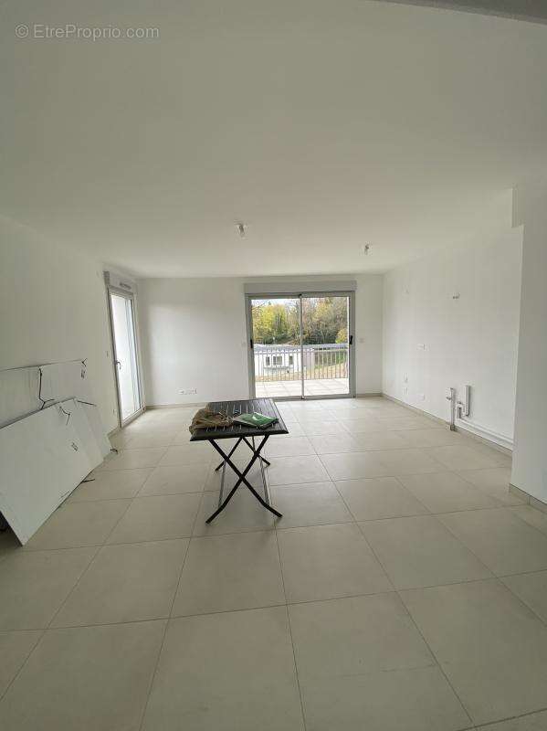 Appartement à SAINT-ETIENNE