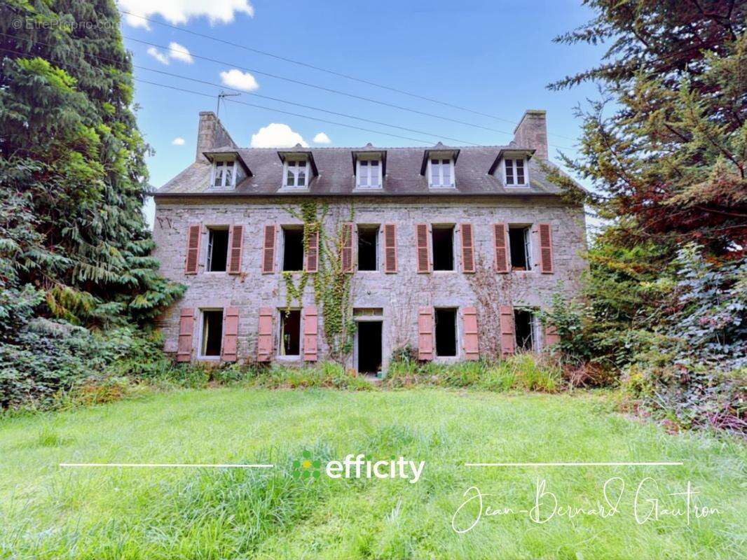 Maison à SAINT-HERNIN