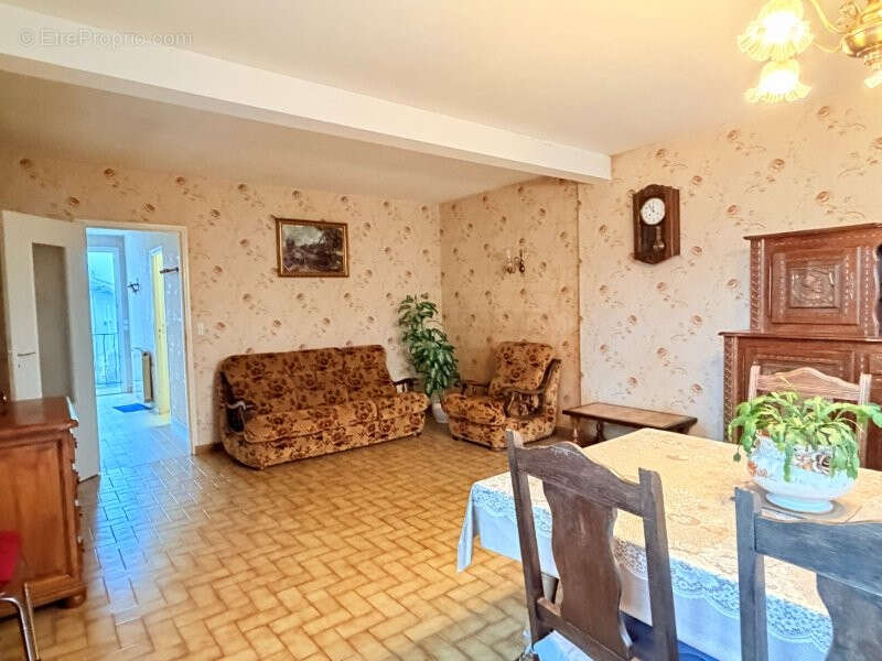 Maison à LA FERTE-BERNARD