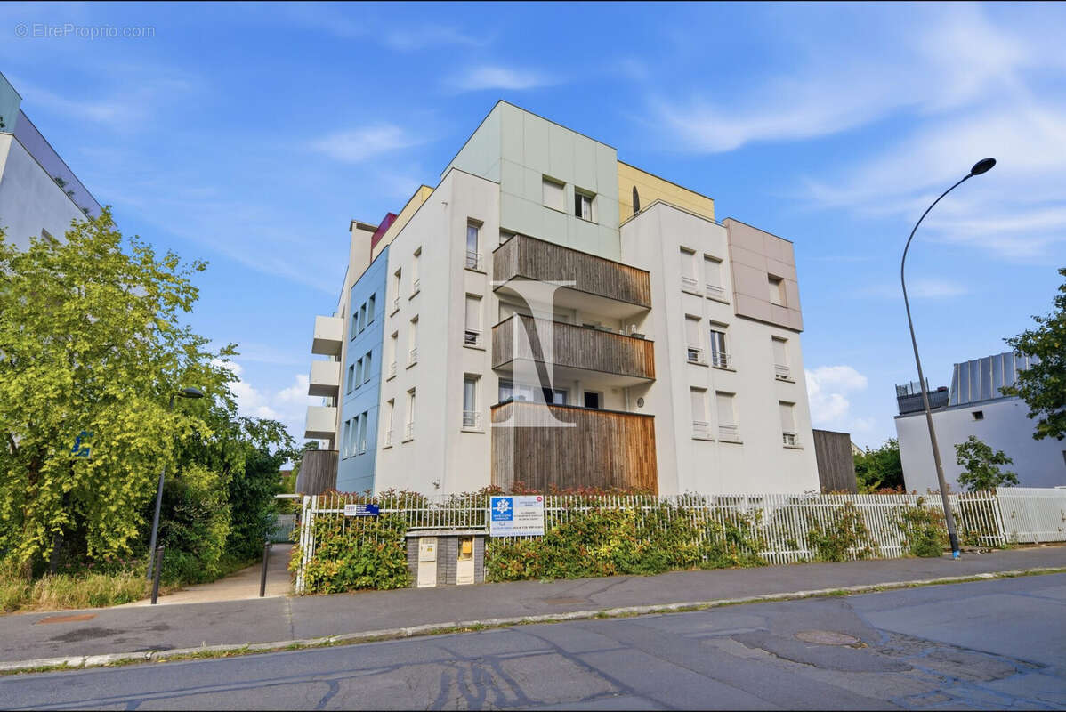 Appartement à IVRY-SUR-SEINE