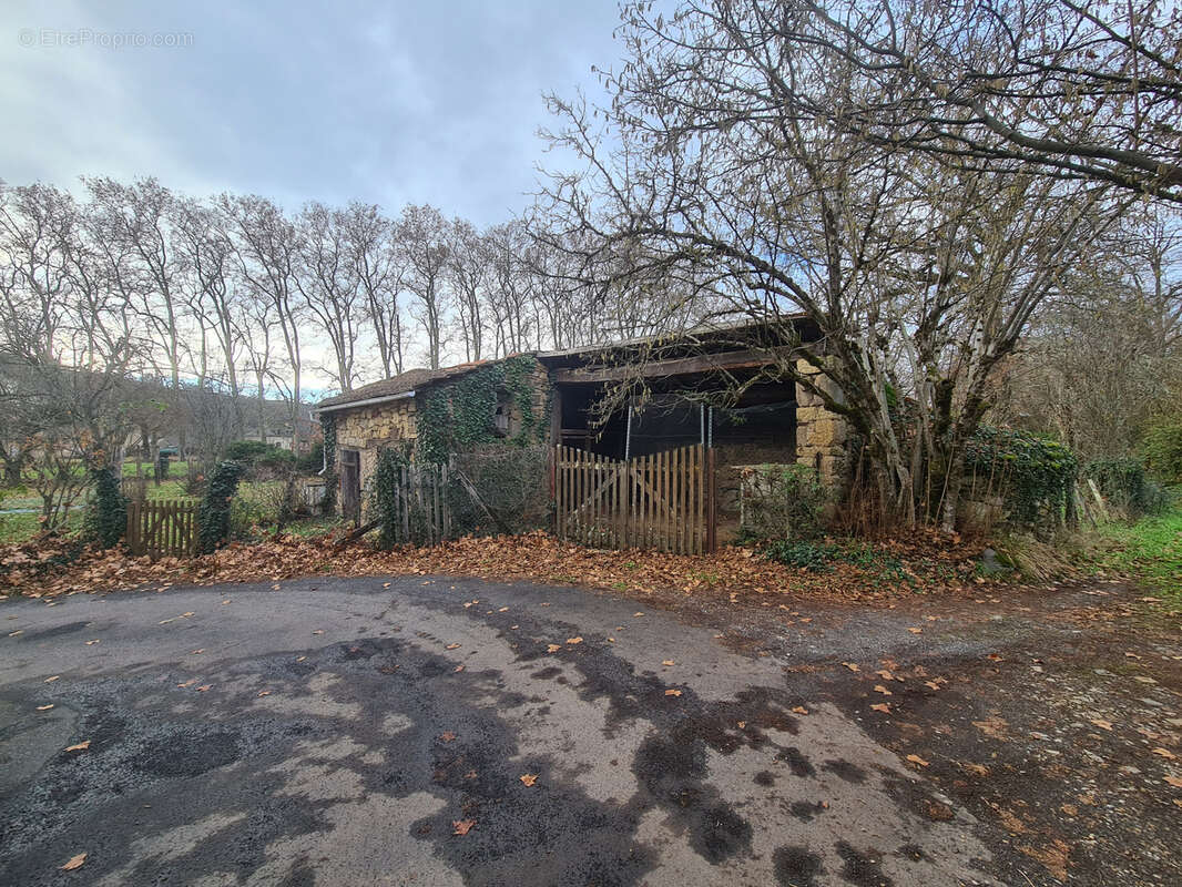 Maison à SAINT-COME-D'OLT