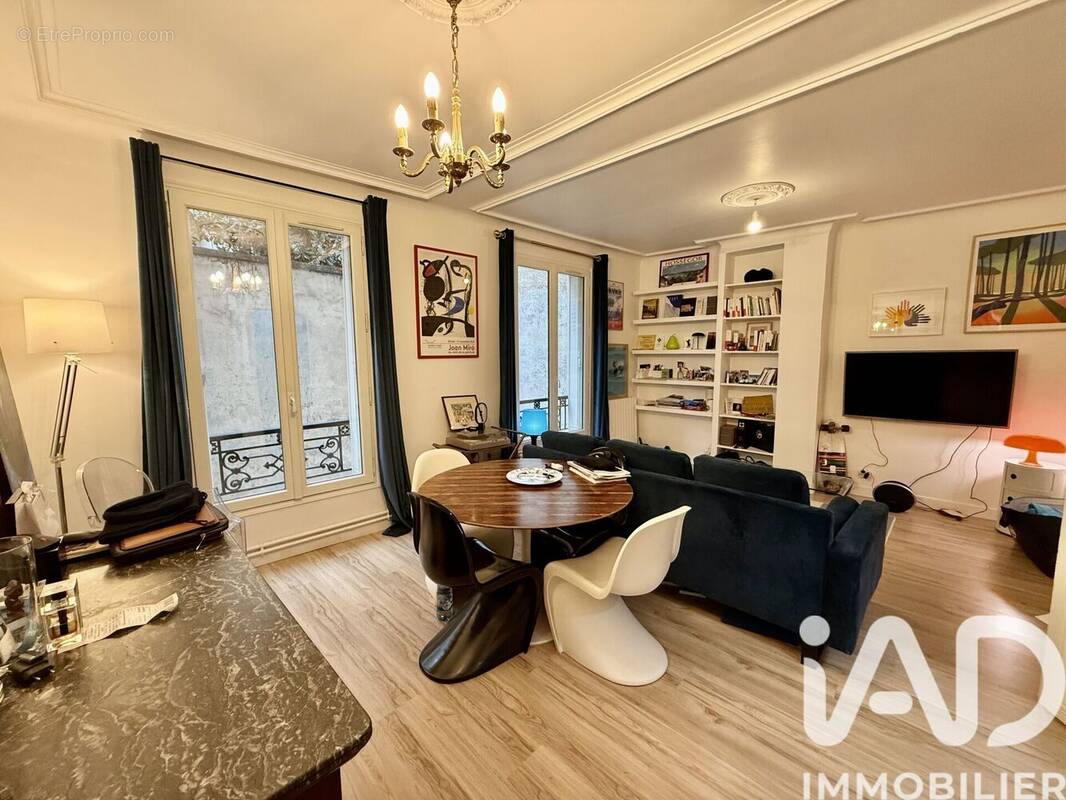Photo 1 - Appartement à PARIS-17E