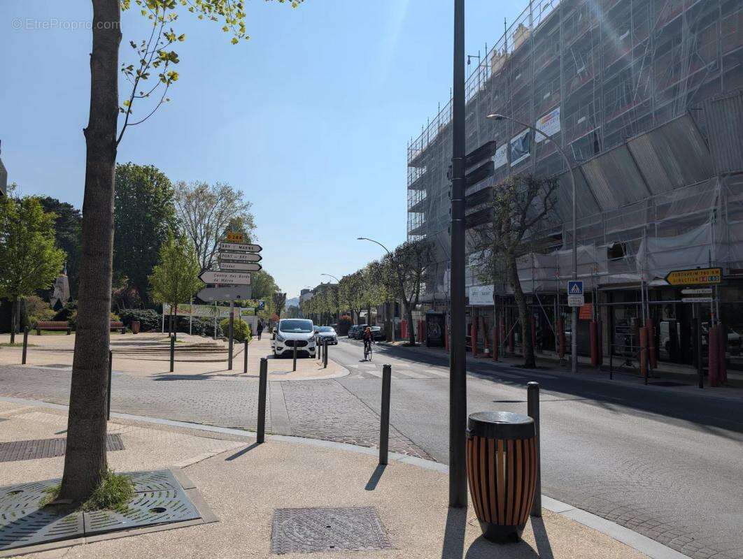 Commerce à LE PERREUX-SUR-MARNE