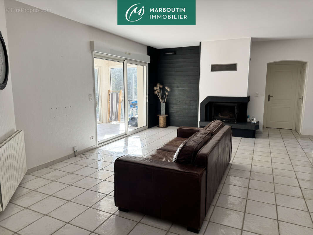 Villa contemporaine avec piscine - photo 12