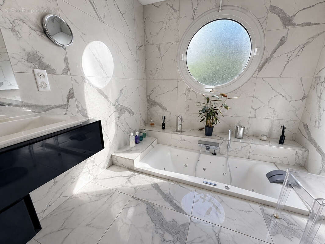 A vendre Maison Contemporaine proche de la mer - photo 8