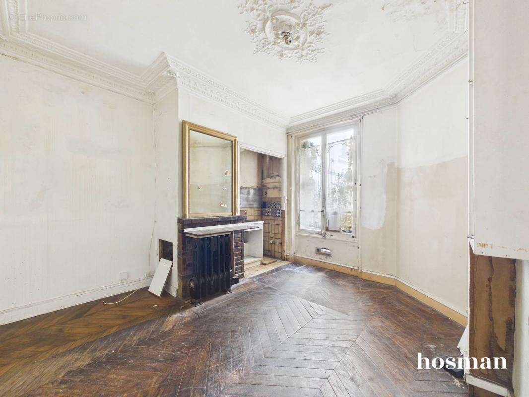 Appartement à PARIS-17E