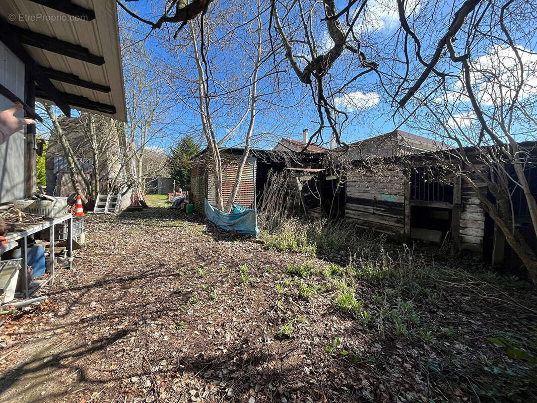 Terrain à VITRY-SUR-SEINE