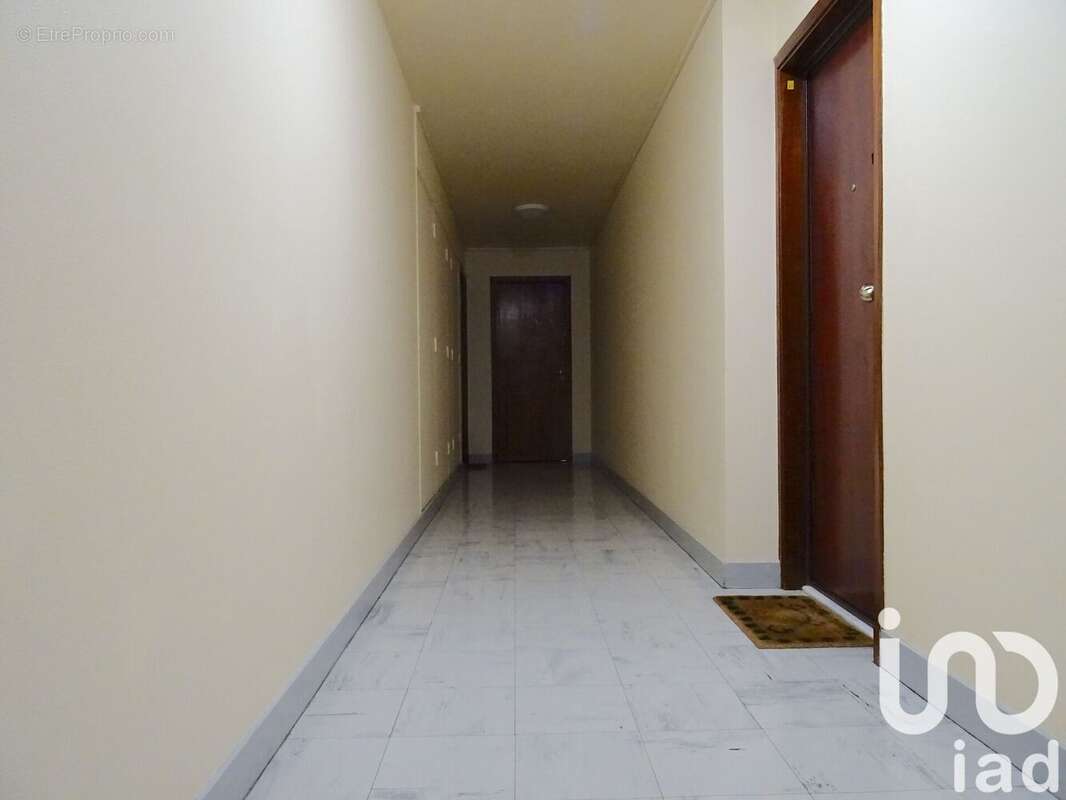 Photo 9 - Appartement à RIS-ORANGIS