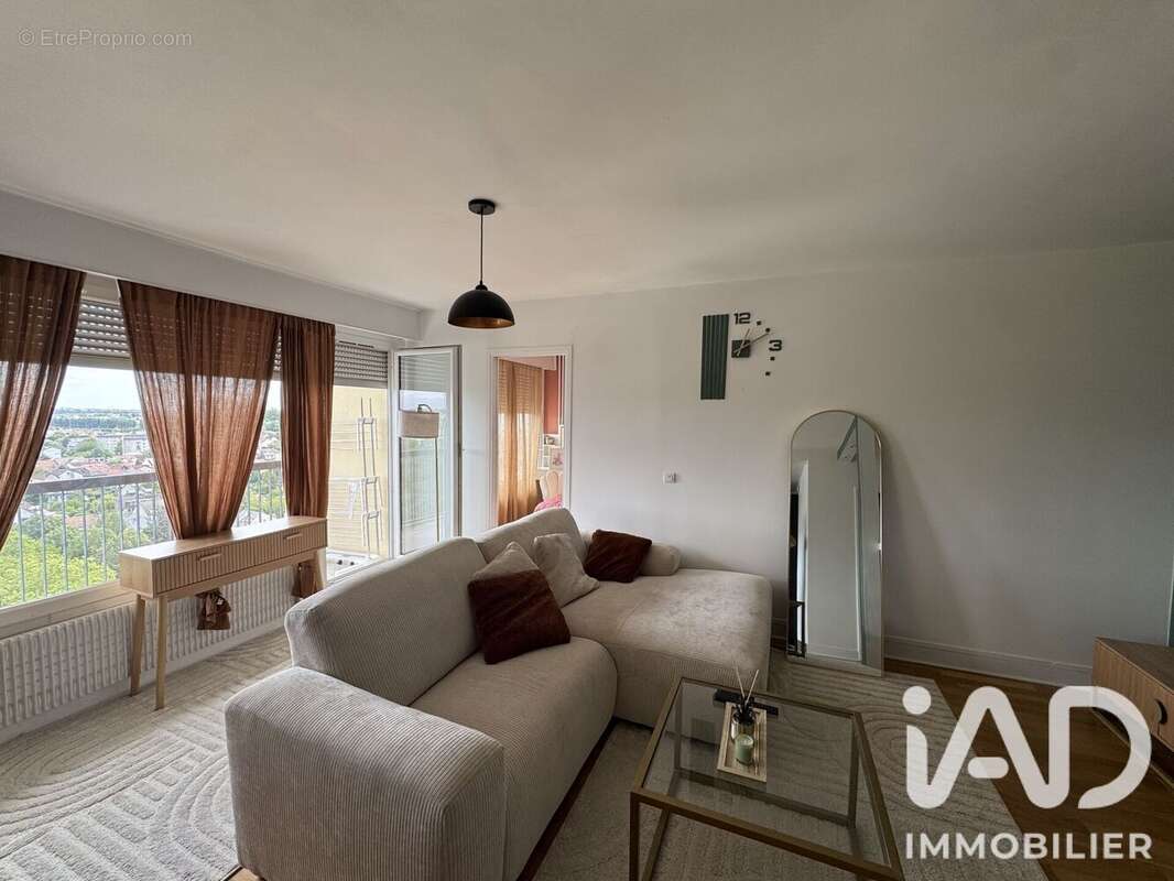 Appartement 44 m² à Antony  - photo 2