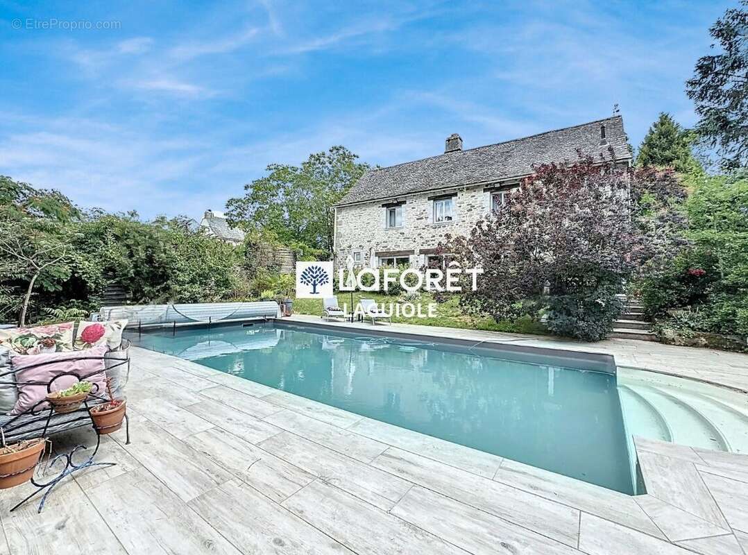 Maison Argences En Aubrac 8 pièce(s) 344 m2 - photo 2