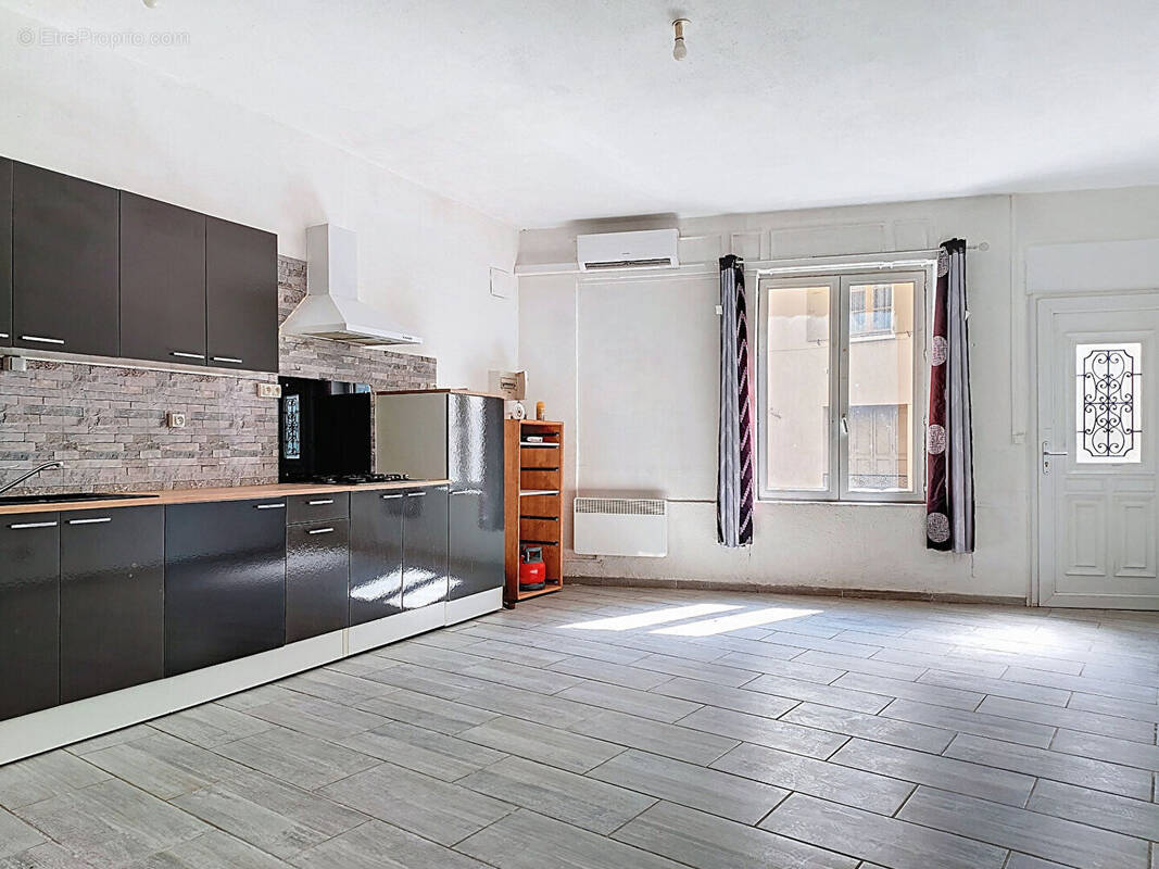 Appartement à SAINT-LAURENT-DE-CERDANS