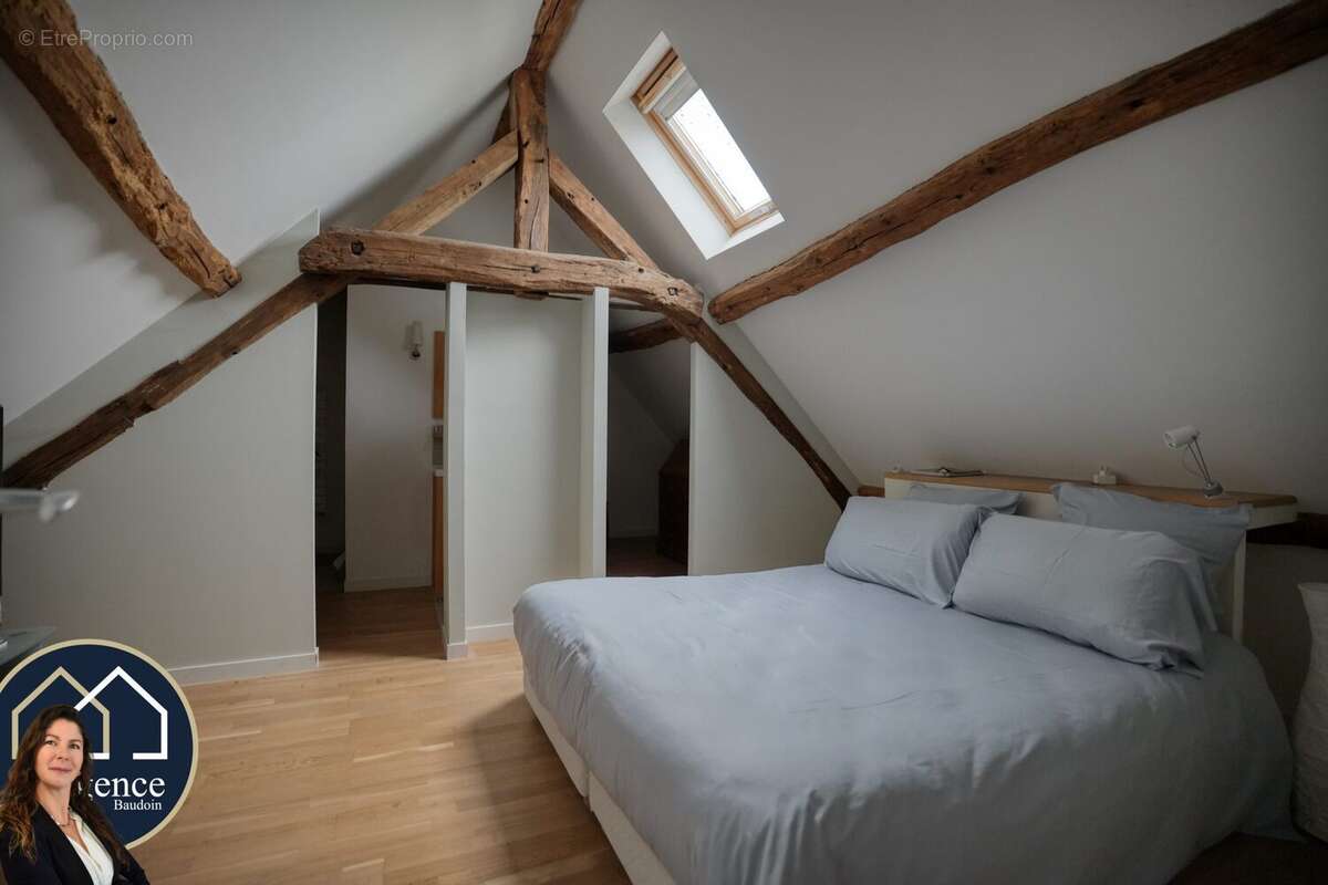 Maison à HOUDAN