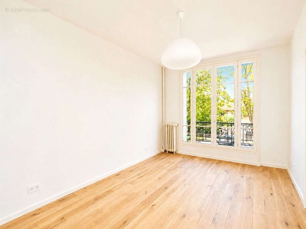 Appartement à LE VESINET