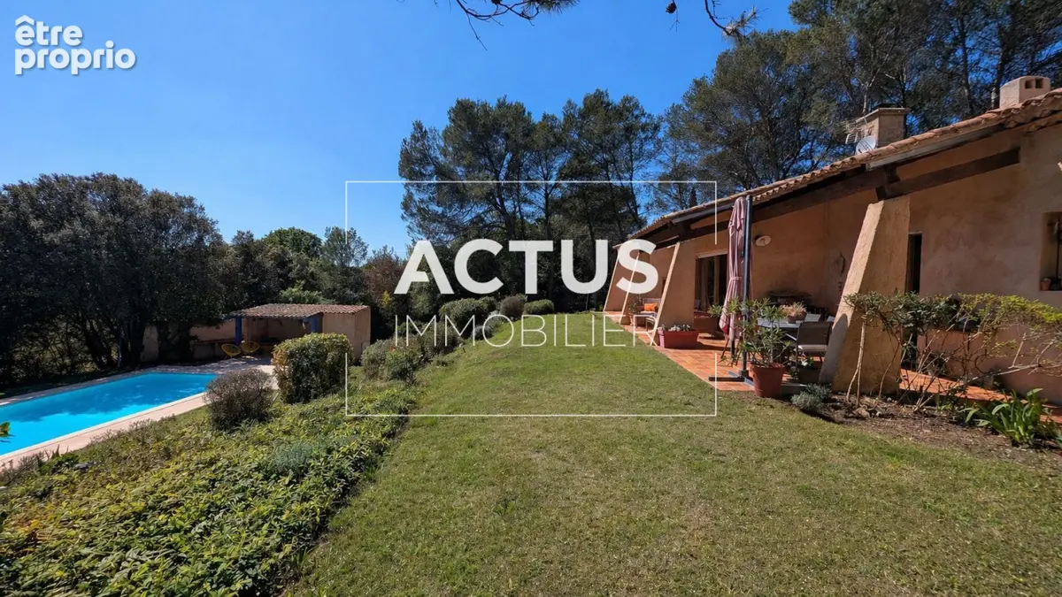 Maison 226 m² à Lambesc  - photo 2