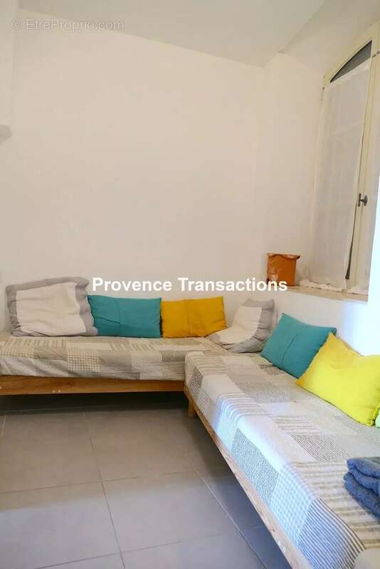 Appartement à BEAUMES-DE-VENISE