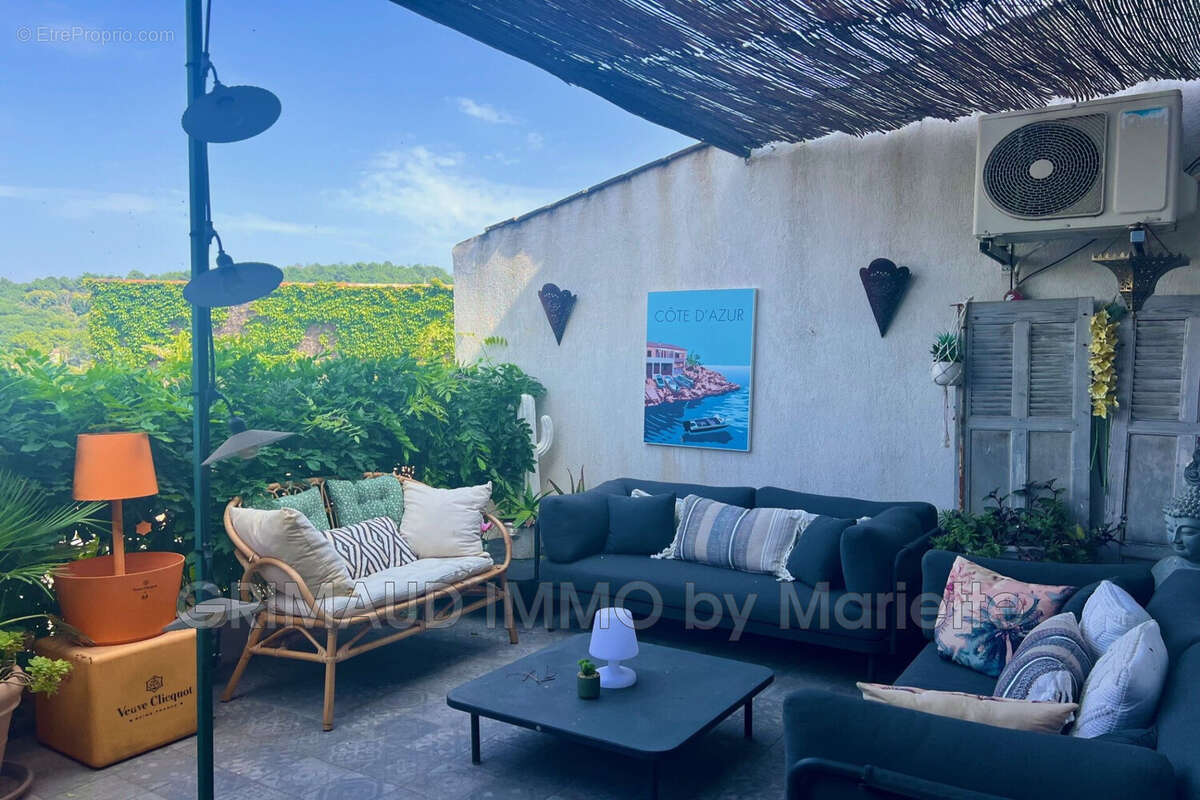 Maison à LA GARDE-FREINET