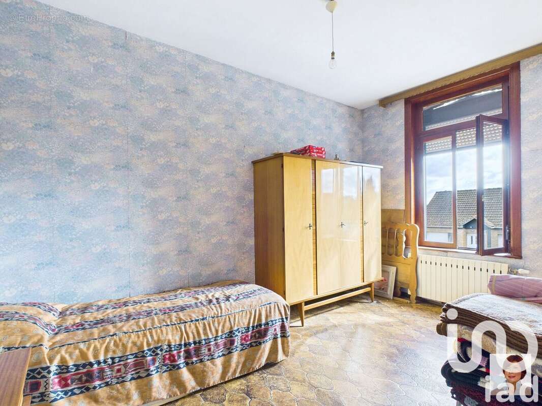 Photo 9 - Maison à QUIEVRECHAIN