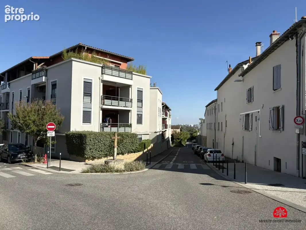Appartement 5 pièces 100 m² à vendre à Saint-Genis-Les-Ollieres (69290) - photo 3