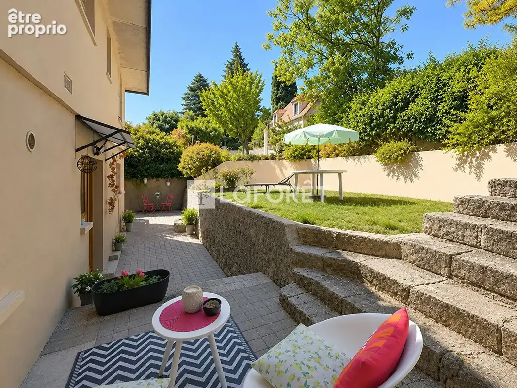 Appartement Montlhéry 3 pièce(s) 86.29 m², avec jardin et deux stationnements privatifs - photo 2