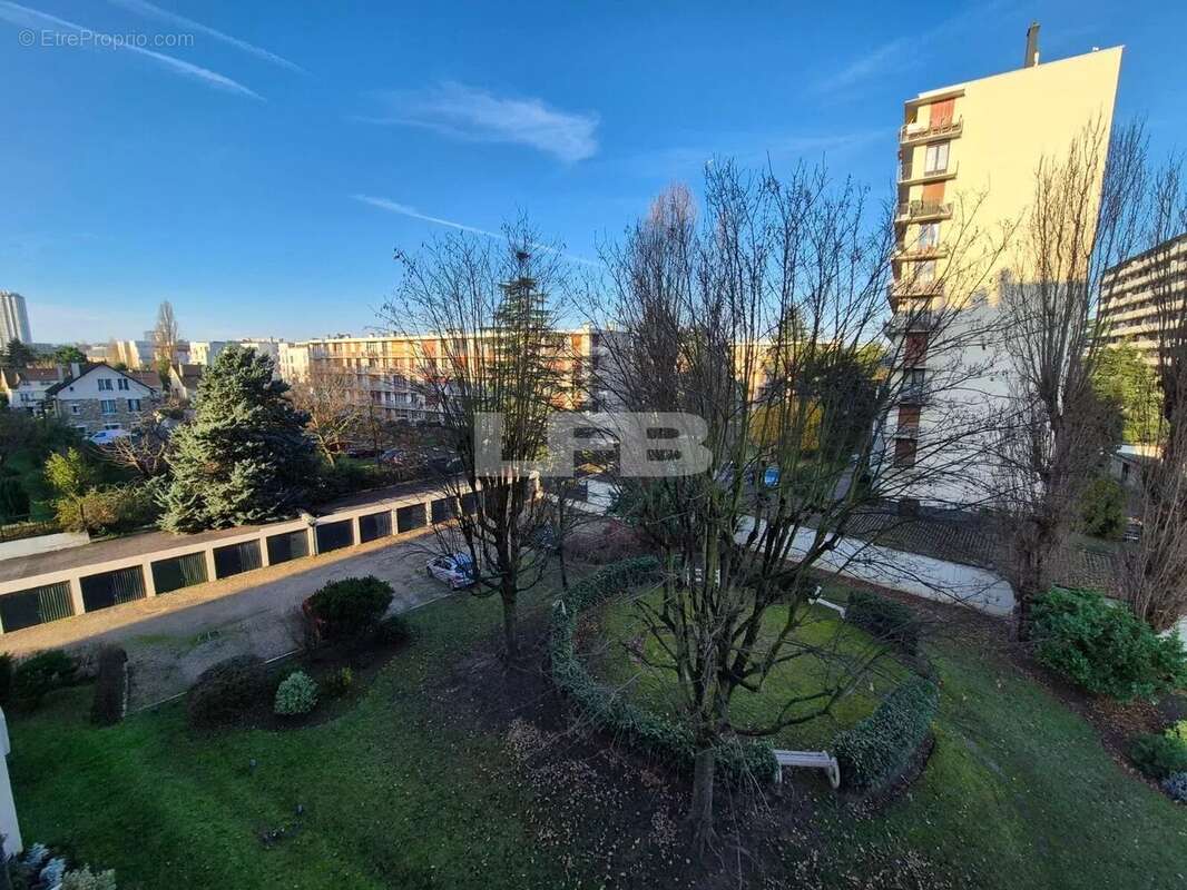 Appartement à EPINAY-SUR-SEINE