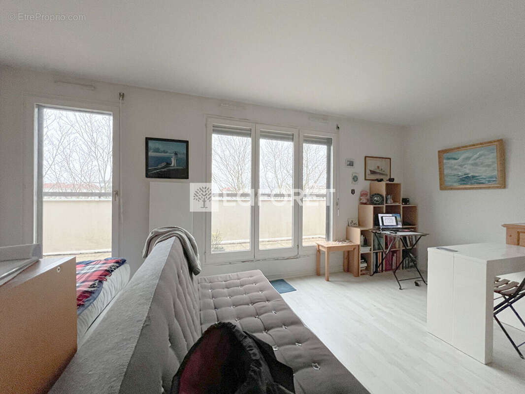 Appartement à MONTROUGE