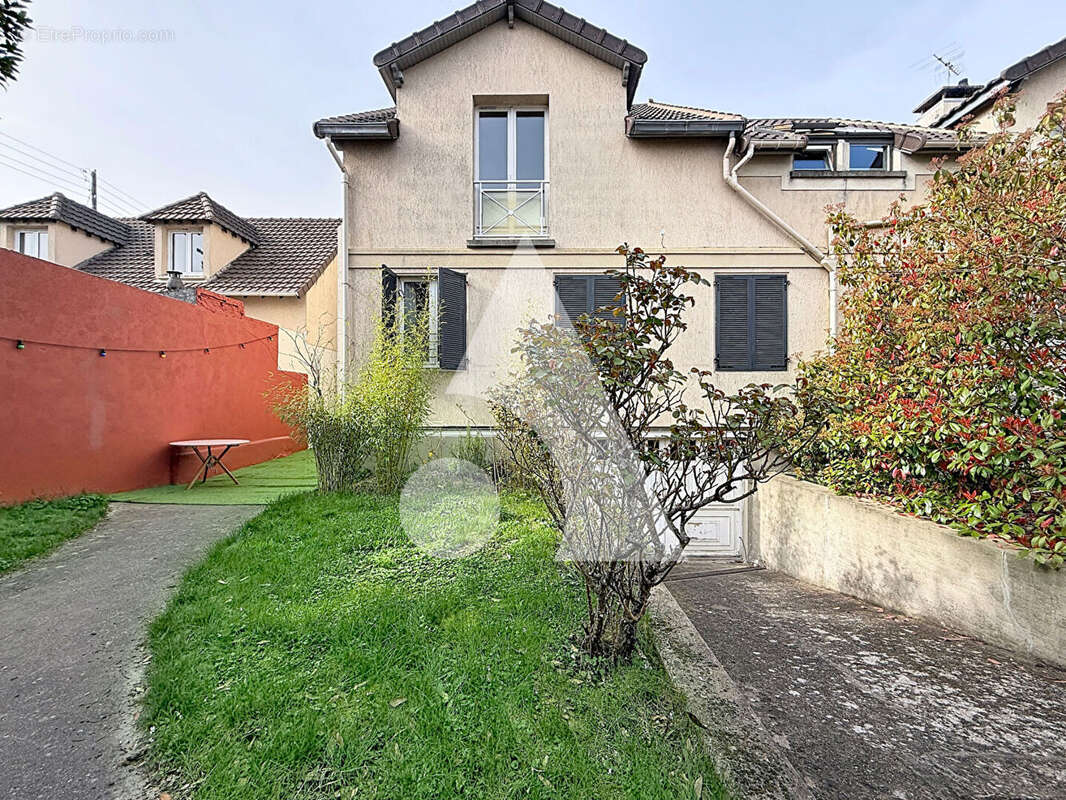Appartement à RUEIL-MALMAISON