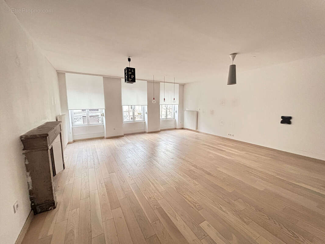 Appartement à LUXEUIL-LES-BAINS