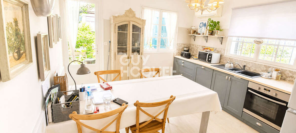 Appartement CIBOURE 6 Pièces 174.35 m² - photo 4