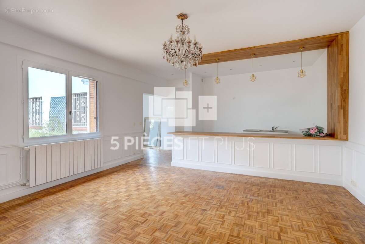 Maison à NEUILLY-SUR-SEINE