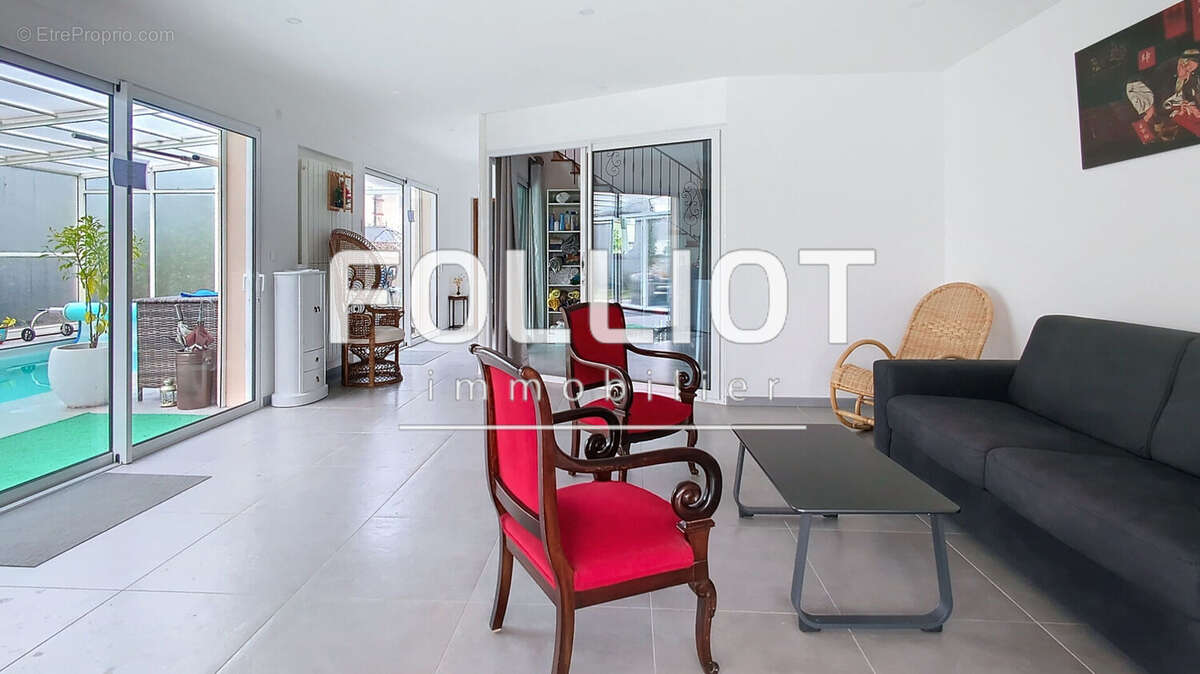 Maison à OUISTREHAM