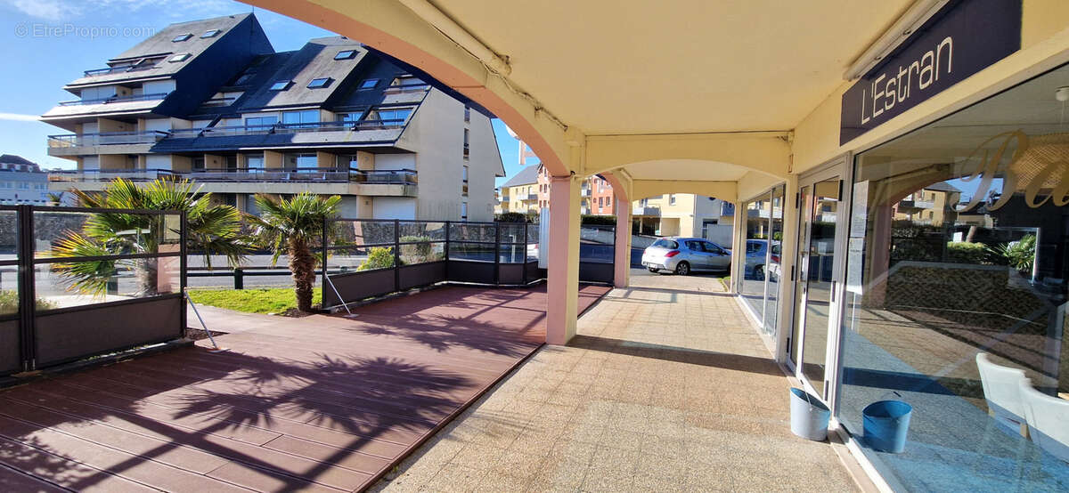 Commerce à GRANDCAMP-MAISY