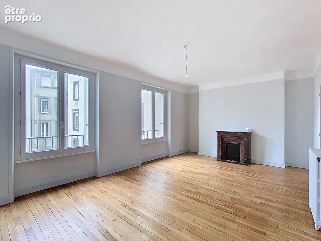 Appartement T6 - 112 m2 - Triangle d'or - photo 3