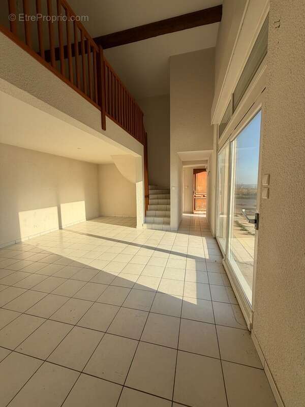 Maison à SAINT-MARTIN-BELLE-ROCHE