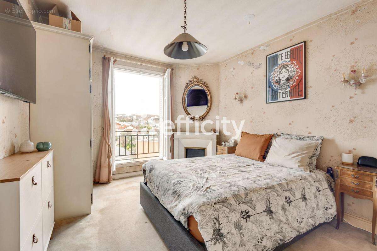 Appartement à ISSY-LES-MOULINEAUX
