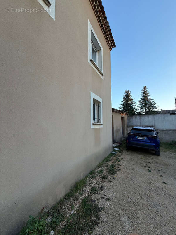 Maison à JONQUIERES