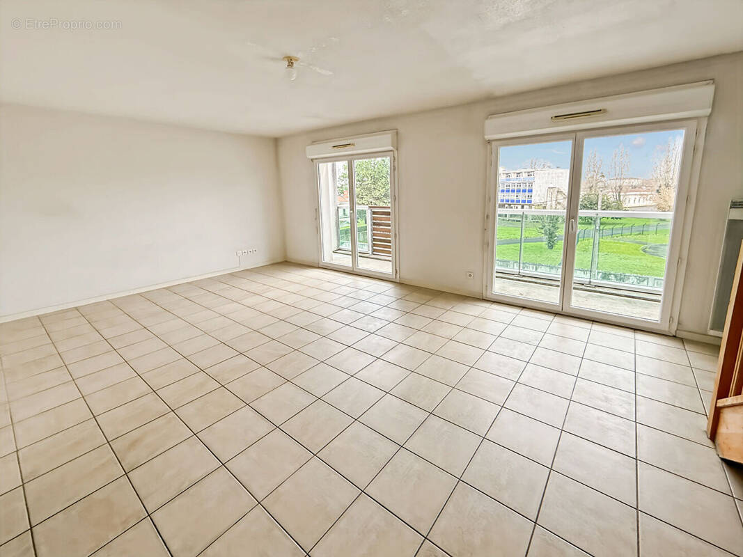 Appartement à BEGLES