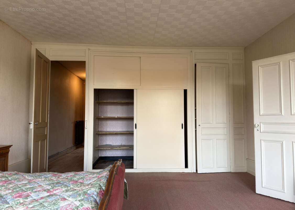 Maison à SAIZERAIS