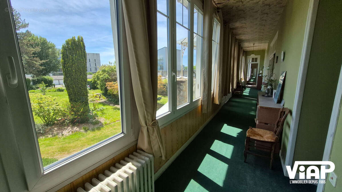 UNIQUE, Quartier ouest, maison début XX siècle - photo 4