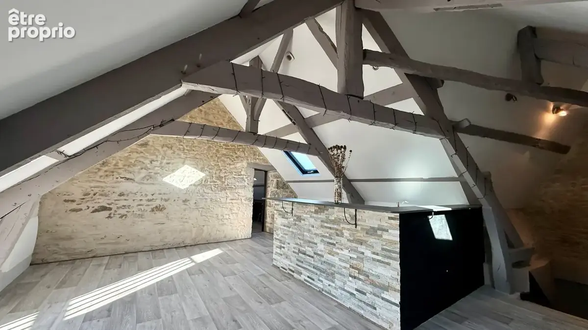 Appartement  2 pièce(s) 55m2 environ au sol SAINT SERVAN dernier étage - photo 6