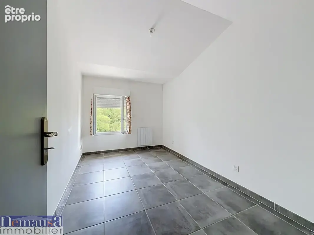 A vendre, Appartement rénové au dernier étage   La Rouvière - photo 4