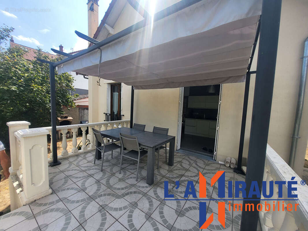 Maison 5 pièces, 3 chambres, quartier des 10 Arpents - photo 7